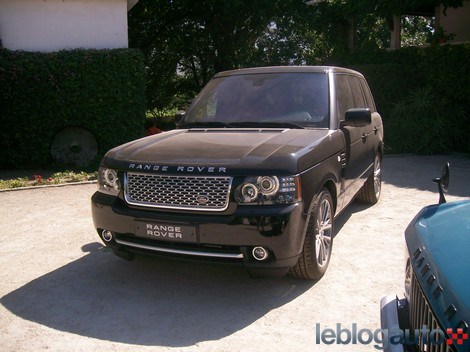  Gallery Autobiography Black rangeroverautobiographyblacklivesmall